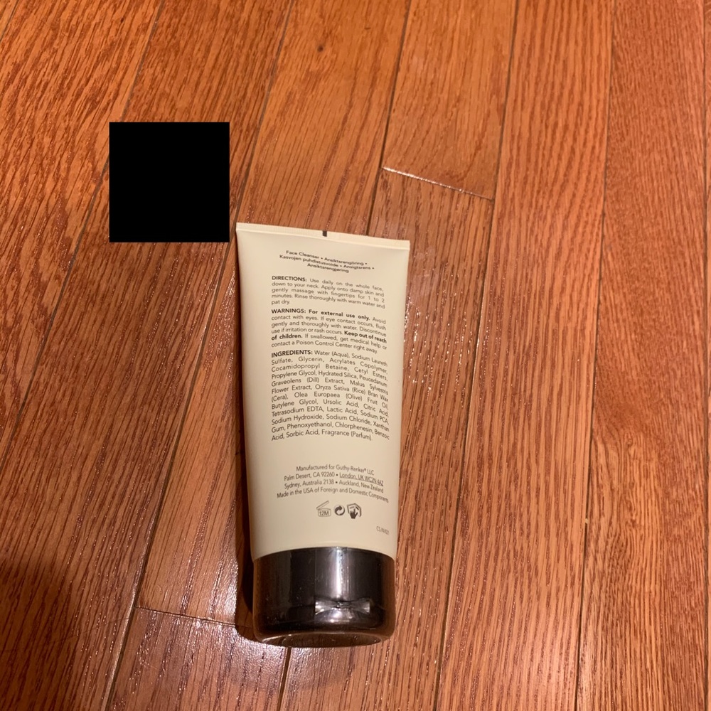 Crepe Erase Refining Facial Scrub - Picture 4 of 5